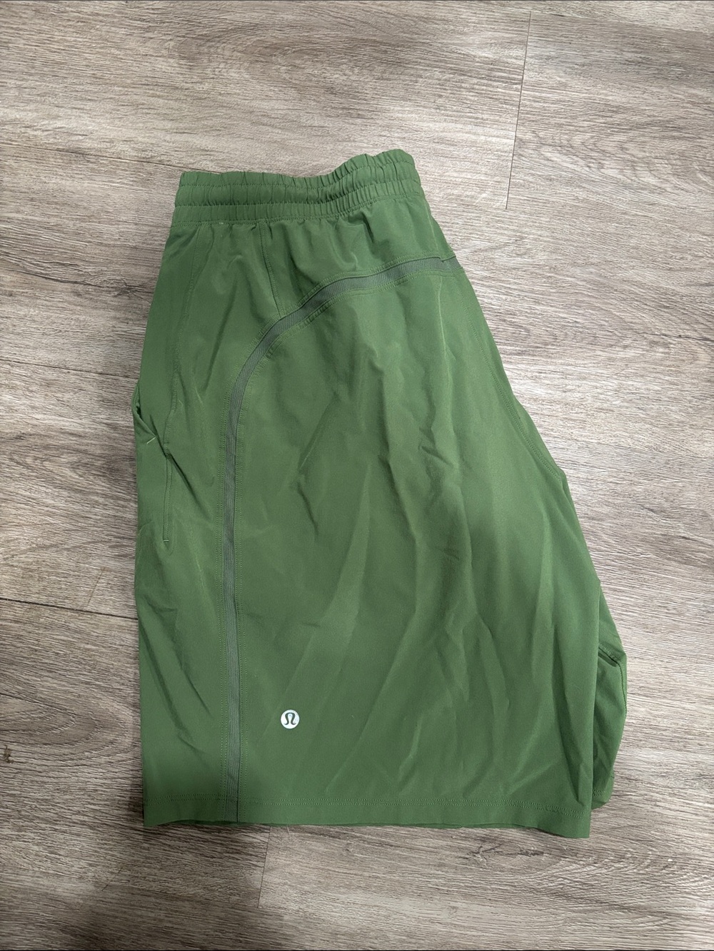 Lululemon Men’s Pace Breaker 9” lined shorts